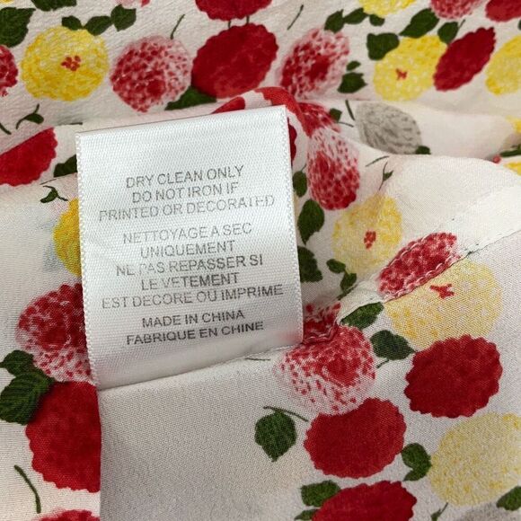 Equipment Cream Silk Floral Sleeveless Button Back Blouse Size Large - Picture 7 of 9